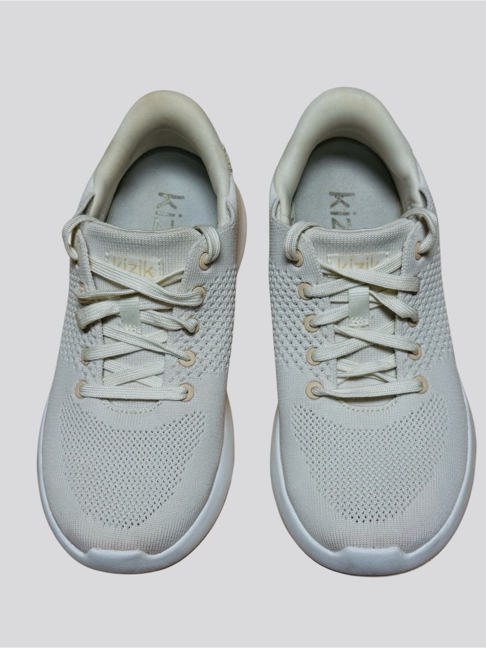 Kizik white crème hands free slip on sneakers shoes size 6.5 wide